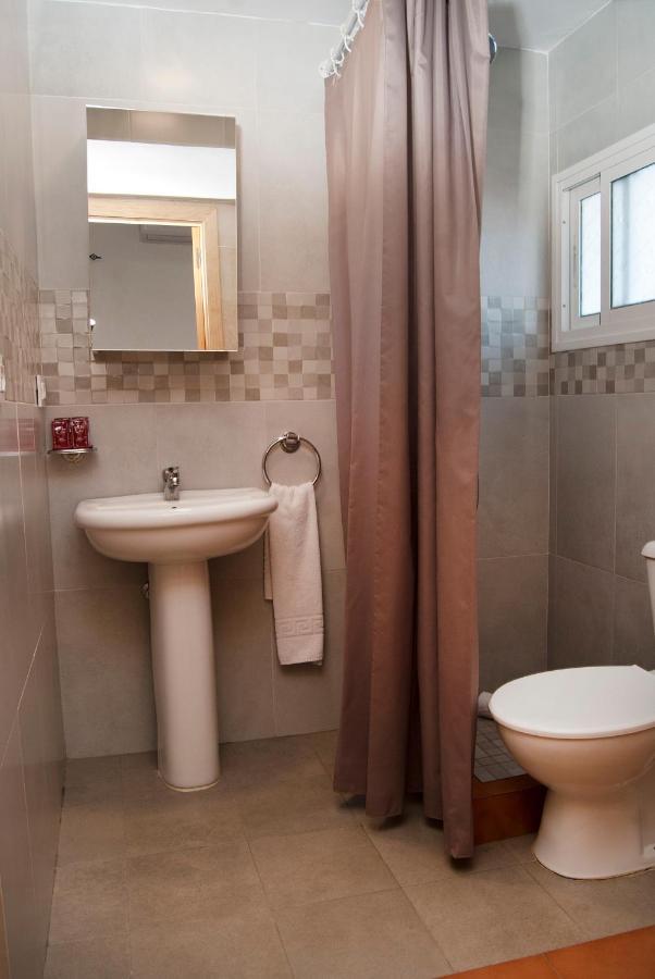 Hostal Batato Vejer de la Frontera Eksteriør bilde